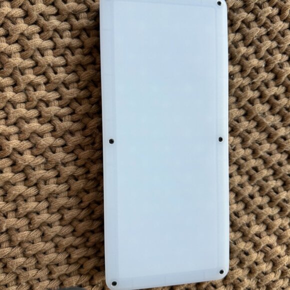 GVM LED Video Light Kit w/ Battery & Charger - Picture 6 of 7